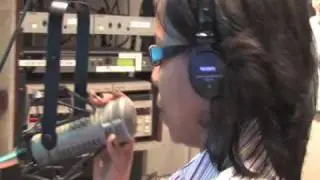 the ten finger orchestra/ 102.9 radio interview with leslie brown