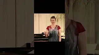 Блестящая сопрано Джоан Роджерс, кавалер ордена Британской империи, проводит мастер-класс для сту...
