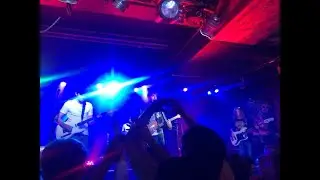 The Businessmen - Crying Lightning (Arctic Monkeys cover) / Live at Riverrooms Stourbridge