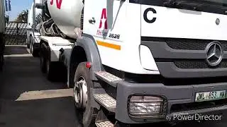 2015 Mercedes Benz Axor 2628 (6)Cube Concrete Mixer