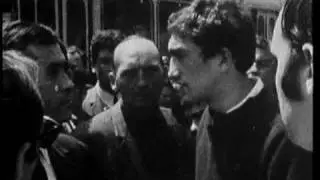 LA REPRISE DU TRAVAIL AUX USINES WONDER - version française