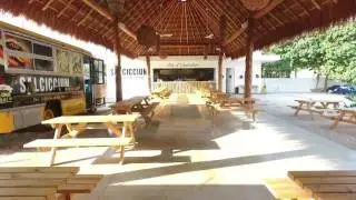 Salciccium Food Truck Village