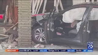 Car crashes into Covina strip mall