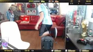 Castro1021 Funny Dance on Stream
