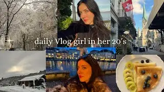 Daily Life girl in her 20&acute;s Vlog living in switzerland ( walks, caf&eacute;s moment, snowing in Town ) 