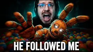 There is a GOLDEN BUNNY in FNAF??? | Into the PIT