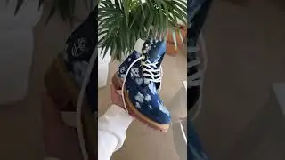 ☁️ Dyeing and painting these Timberlands (@jacopomalossetti)