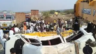 जळगाव जामोद ट्रक भरून गुटखा पकडला...! India Star  1 News