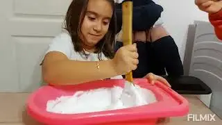 Слайм?! Как го направи Рокси?! Вижте във видеото