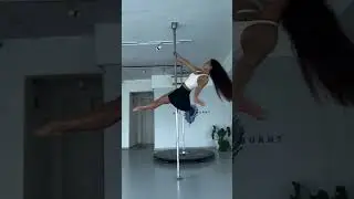 Jacqueline Fernandez Pole Dance | #shorts #shortsfeed #trendingshorts #bollywood