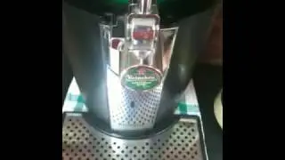The Heineken beertender instruction video