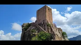 #ESPECTACULAR #SUBIDA DE 230 ESCALONES EN  EL #CASTILLO DE LA IRUELA - Tour Costas #92