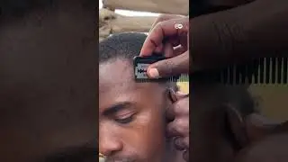 ये बेलचे से काटते हैं बाल [Kenya&rsquo;s Viral Barber Safari Martins, Works With Unconventional Tools]
