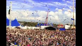 Yousef & Mark Knight - Live at Creamfields - 2009