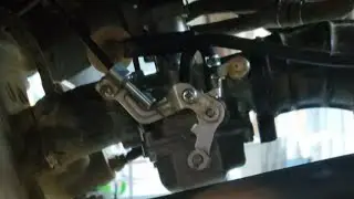 Очистка карбюратора четырехколесного автомобиля (Cam-am DS-250)