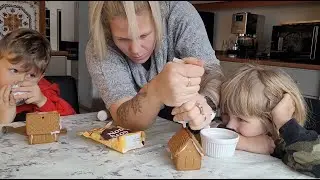 Vi bygger pepparkakeland!!
