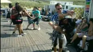 Harald en Dharma Zoukdancing on the Beach 27 juni 2010.