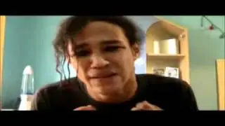 Youtube Poop:halfcastkid enjoys his Knife