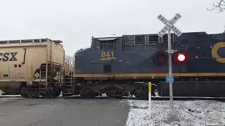CSX 893 Leads Grain Train East | Spring St. Railroad Crossing, Bucyrus, OH