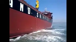 ship's launching | oddly satisfying #shorts #Tiktokviral #SlowMotion