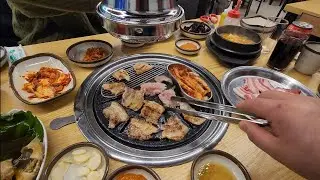 저녁마다 항상 붐비는 동네식당