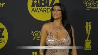 Romi Rain 2023 XBIZ Awards Red Carpet Fashion(720P_60FPS)