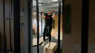 37.5KG/82LBS pull up fail #gym #pullups #fail