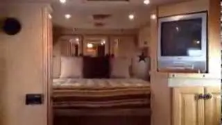 2007 Cimarron 4 Horse W/ Slide-Out & Mid Tack