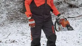 Porady STIHL: Uruchomienie pilarki na przykładzie MS 181