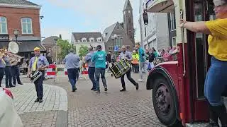 Boerenkapel de Zwiebels dweilorkest in Hulst | Hulster Dweildag 2024