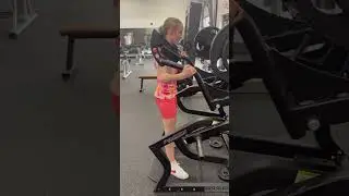 I tried ok 😂 #shorts #fyp #youtubeshorts #workout #workoutfail #workforit #gym