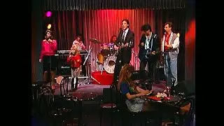FULL HOUSE - 