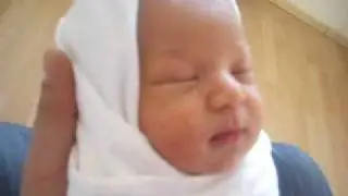 Amira primul zambet