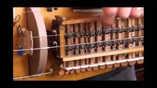 Hedningarna visar sina hembygda instrument P&L 2012