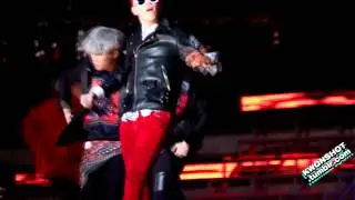 [fancam] 131010 asia song festival blockb very good u-kwon focus