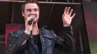 Danny Hilton Sings at Pride in Miami