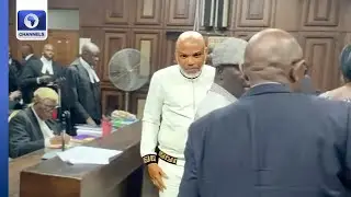 Ннамди Кану защищает себя в суде, поскольку адвокаты отказываются от участия в слушании