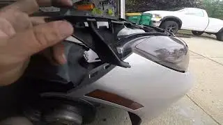 how to front right bumper mount BMW Z4.