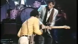 CHUCK BERRY　♬Too Much Monkey Business