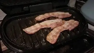 Lifehack: Clean Your George Foreman Grill for Under $1