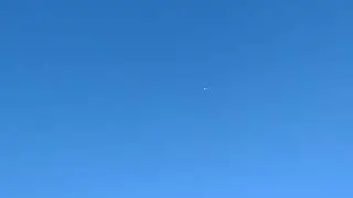 JetBlue Airways Airbus A320-232 Flying Over The School 