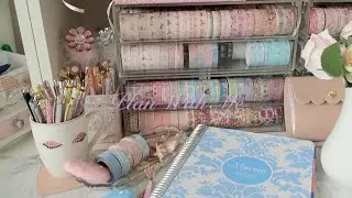 Crafts by Thaowie features in this beautiful kit in dusty pinks. Combined with rose foil so pretty.