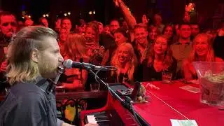 Jason Libs - The Piano Man