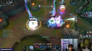 QUINDINHO AMASSANDO