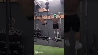 CLAP PULL-UPS AT 300 POUNDS!