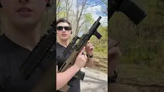 Стрельба из Steyr AUG A3 с цевьем Clawgear MLOK