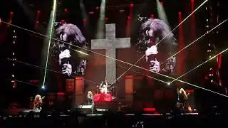 Paranoid, Oz. Os. Live in Argentina 2018, G.E.B.A. Stadium.