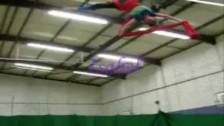 Aerial Silks. Big Mama practise