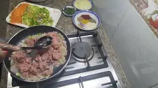 المحنشات  محشوين بالخضر والكفتة بعجينة المسمن