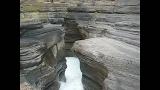Exploring, Maligne Canyon, Jasper NP, Moose Travel from Brendan R. 🇨🇦
